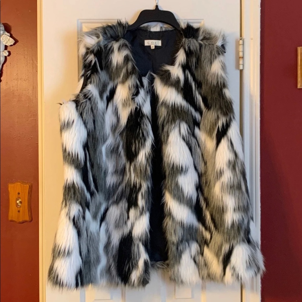 Gorgeous Faux Fur Plus Size Vest